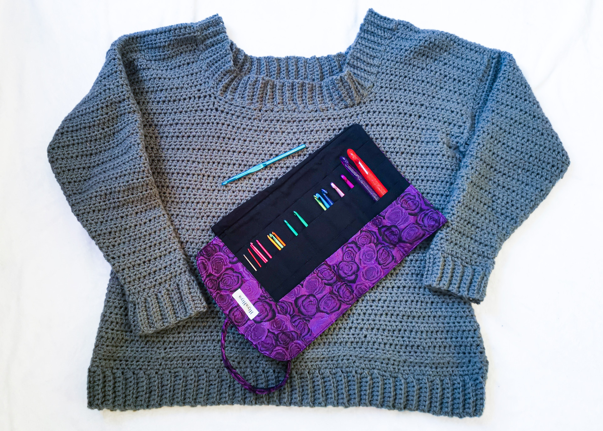 Acacia sweater, and HiyaHiya ultimate crochet set. Acacia sweater, and HiyaHiya ultimate crochet set.